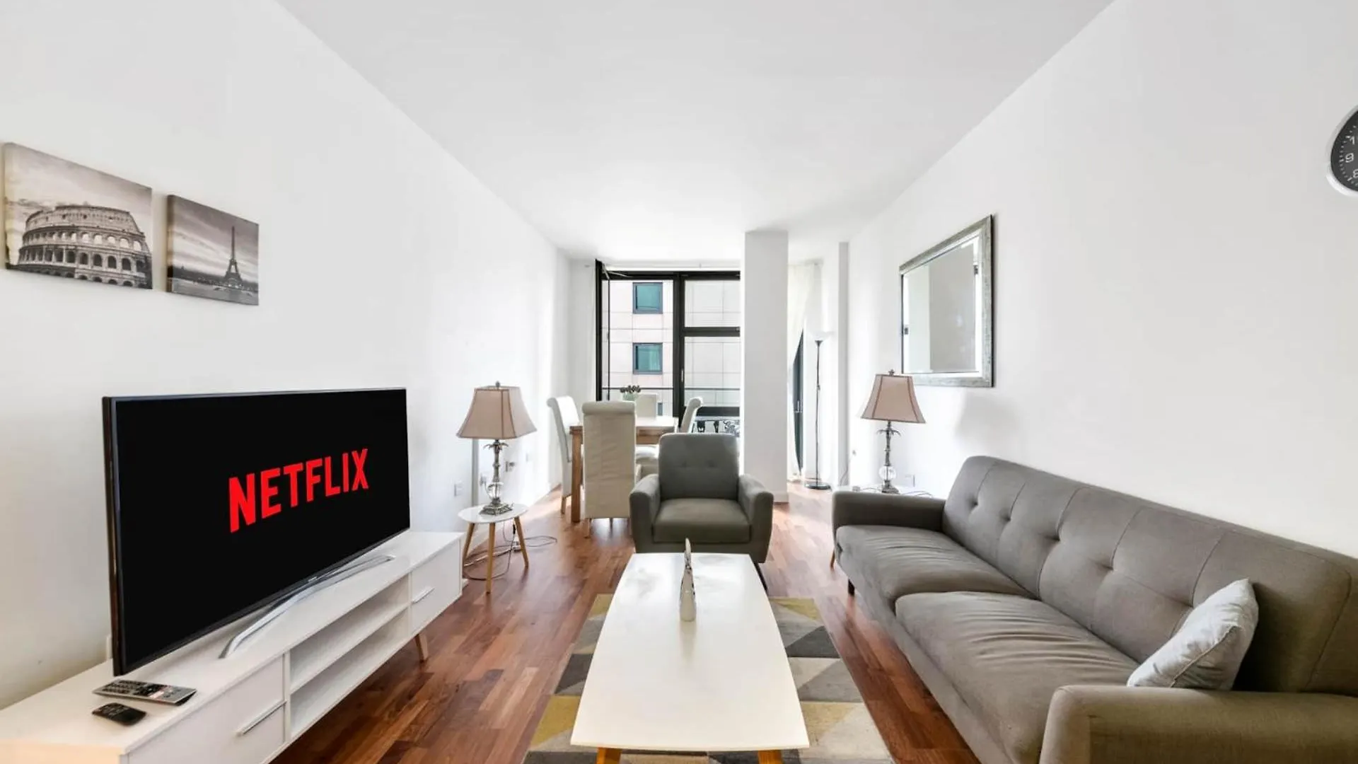 Apartment Londwell, Canary Wharf River Thames Balcony Retreat London United Kingdom